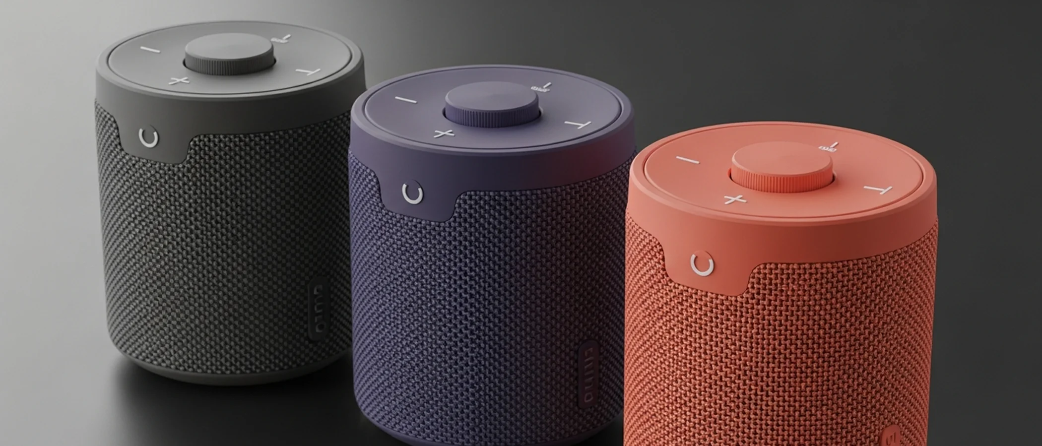 Le tre finiture disponibili di KERN: Midnight nero, Coral arancione e Cream crema